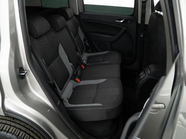 Skoda Yeti I Рестайлинг с пробегом 2018 года, цена 1 349 046 рублей, 200947 км, внедорожник, Автокод Объявления