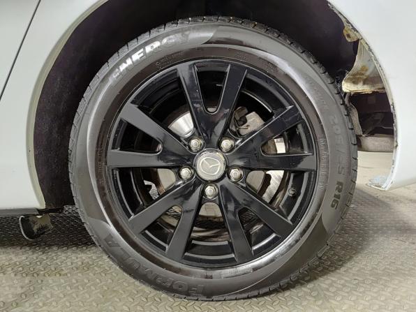 Mazda 3 II (BL) Рестайлинг с пробегом 2012 года, цена 885 000 рублей, 213513 км, седан, Автокод Объявления