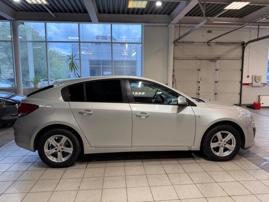 Chevrolet Cruze I Рестайлинг Челябинск  - изображение 7