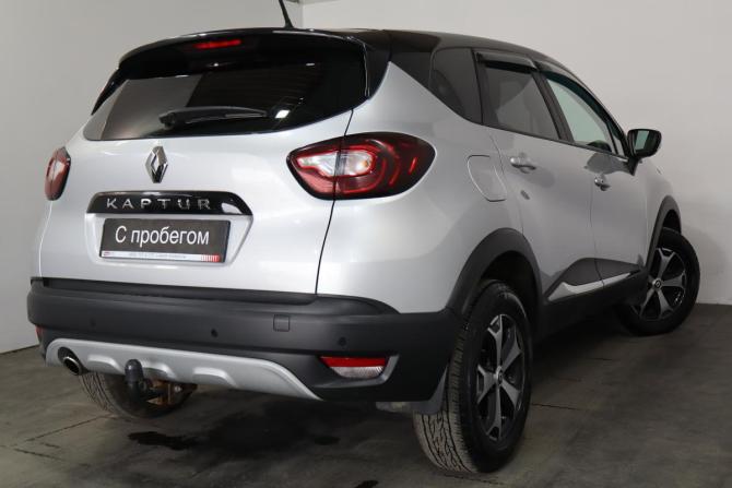 Renault Kaptur I Рестайлинг с пробегом 2021 года, цена 1 819 000 рублей, 36000 км, внедорожник, Автокод Объявления