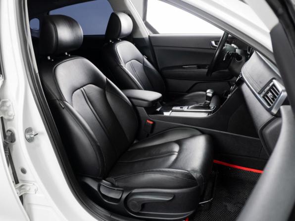 Kia Optima IV с пробегом 2017 года, цена 2 099 000 рублей, 112161 км, седан, Автокод Объявления