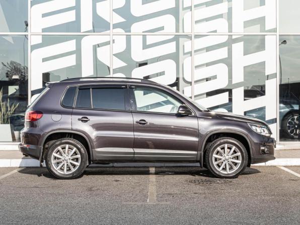 Volkswagen Tiguan I Рестайлинг с пробегом 2015 года, цена 1 260 000 рублей, 214377 км, внедорожник, Автокод Объявления