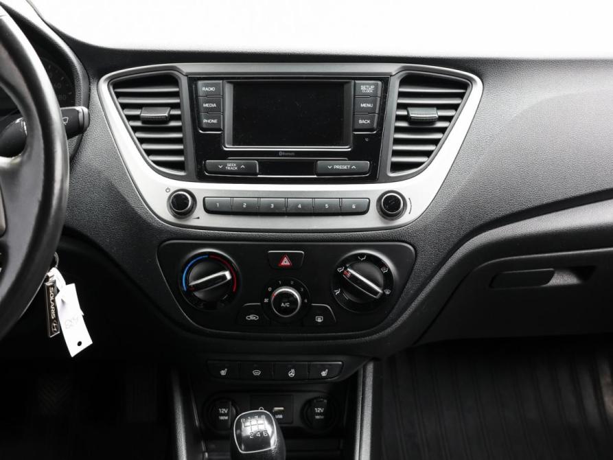 Hyundai Solaris II Москва  - изображение 16