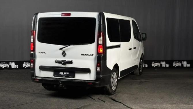 Renault Trafic III с пробегом 2017 года, цена 2 000 000 рублей, 205010 км, минивэн, Автокод Объявления