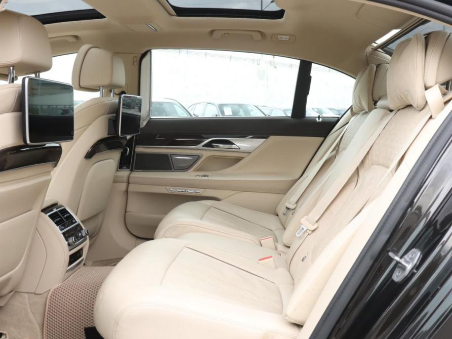 BMW 7 серии VI (G11/G12) Москва  - изображение 11