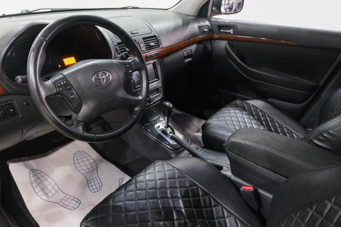 Toyota Avensis II Рестайлинг с пробегом 2006 года, цена 849 000 рублей, 316000 км, седан, Автокод Объявления