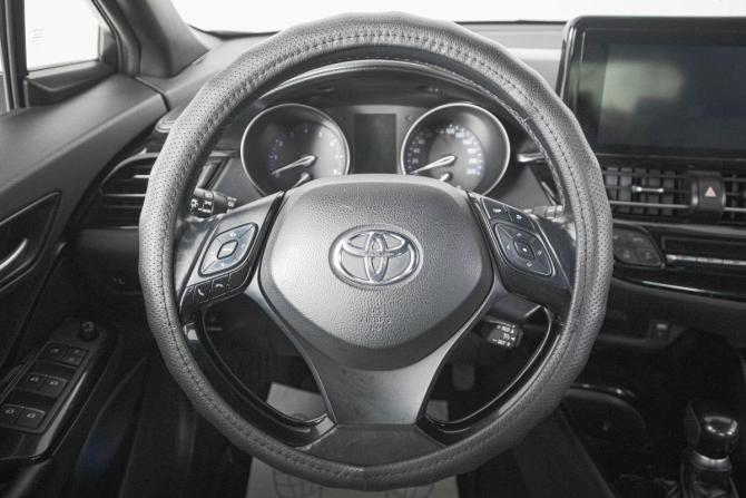 Toyota C-HR I с пробегом 2018 года, цена 2 049 000 рублей, 96500 км, внедорожник, Автокод Объявления
