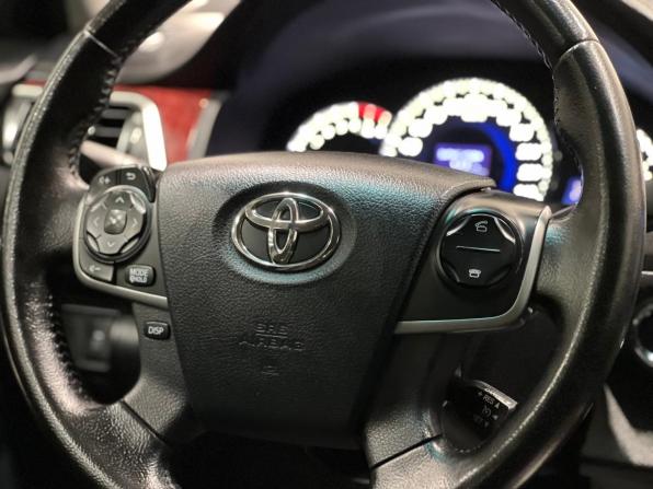 Toyota Camry VII (XV50) с пробегом 2014 года, цена 1 650 000 рублей, 249068 км, седан, Автокод Объявления