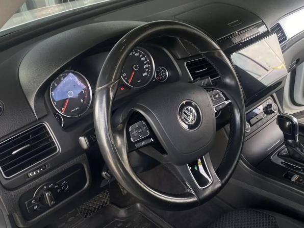 Volkswagen Touareg II с пробегом 2014 года, цена 1 950 000 рублей, 157437 км, внедорожник, Автокод Объявления