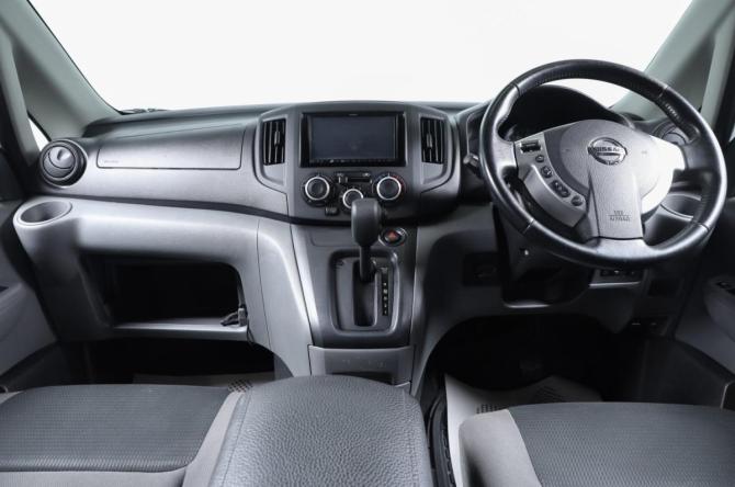 Nissan NV200 с пробегом 2017 года, цена 1 549 000 рублей, 151500 км, минивэн, Автокод Объявления