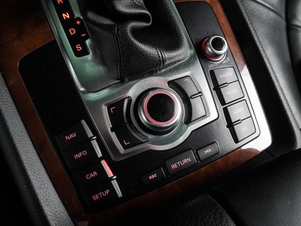 Audi Q7 I (4L) Рестайлинг с пробегом 2010 года, цена 1 875 000 рублей, 325071 км, внедорожник, Автокод Объявления