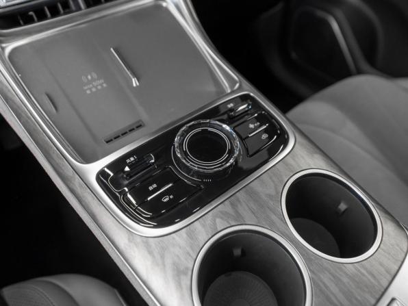 Geely Galaxy M7 с пробегом 2026 года, цена 4 050 000 рублей, 37 км, внедорожник, Автокод Объявления