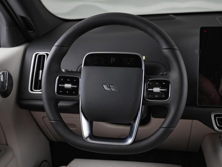 Li Auto (Lixiang) L7 I Рестайлинг Москва  - изображение 14