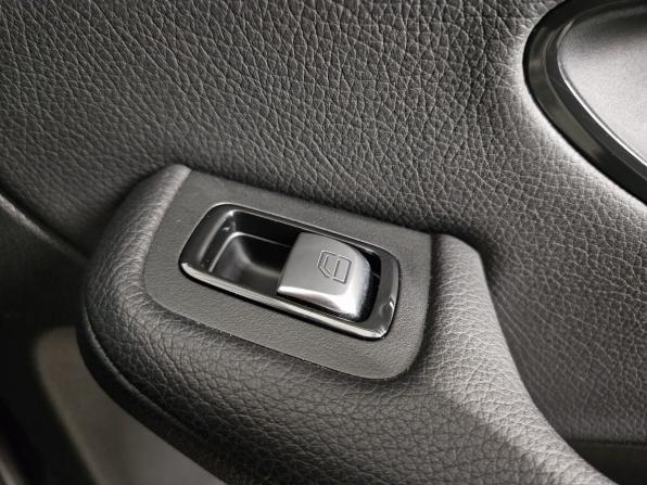 Mercedes-Benz GLC I (X253) Рестайлинг с пробегом 2019 года, цена 3 350 000 рублей, 87428 км, внедорожник, Автокод Объявления