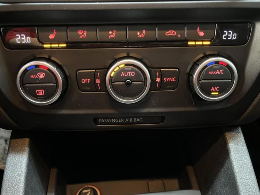 Volkswagen Jetta VI Курск  - изображение 12