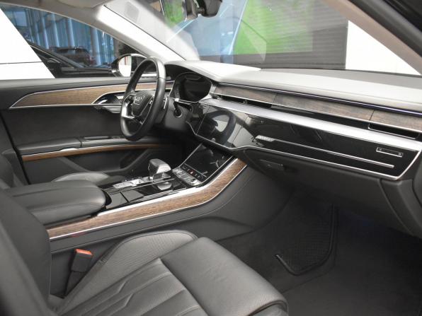 Audi A8 IV (D5) с пробегом 2018 года, цена 4 790 000 рублей, 90000 км, седан, Автокод Объявления