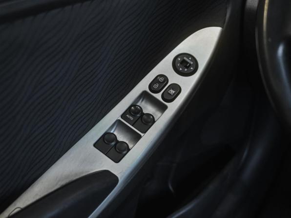 Hyundai Solaris I с пробегом 2012 года, цена 839 000 рублей, 118419 км, седан, Автокод Объявления