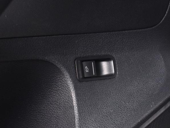 Volkswagen Polo V Рестайлинг с пробегом 2020 года, цена 760 995 рублей, 335087 км, седан, Автокод Объявления