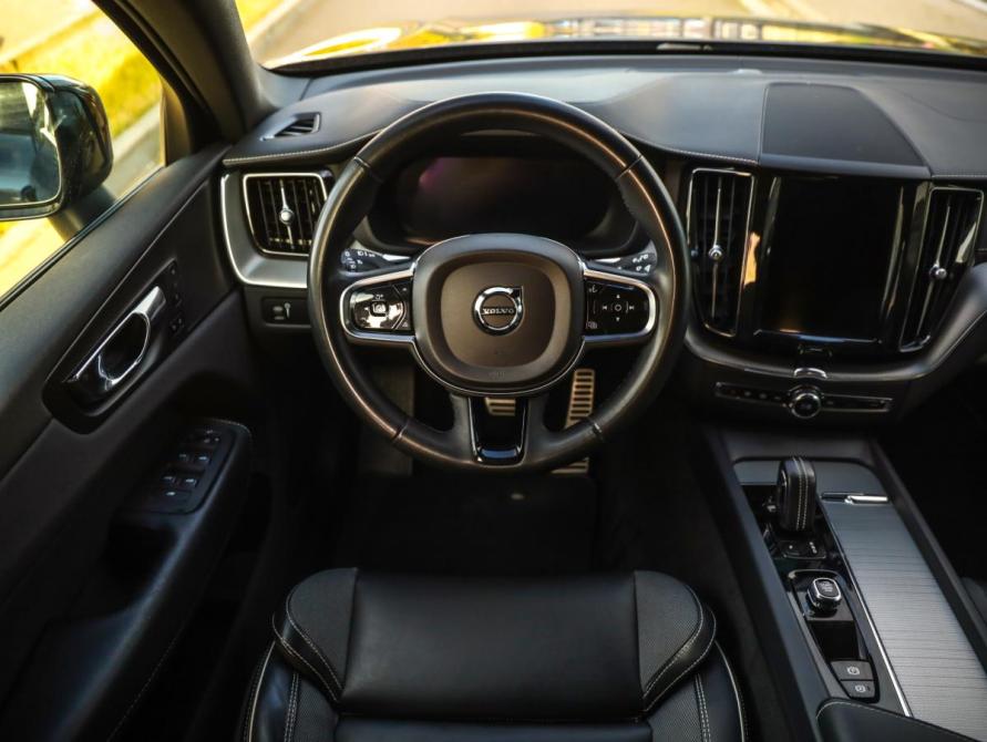 Volvo XC60 II Рестайлинг Санкт-Петербург  - изображение 12