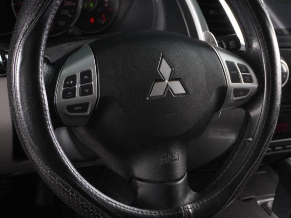 Mitsubishi Pajero Sport II Рестайлинг с пробегом 2015 года, цена 2 341 000 рублей, 195279 км, внедорожник, Автокод Объявления