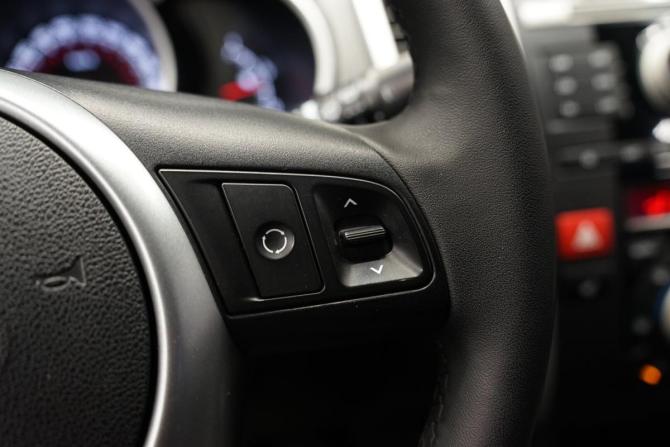 Kia Venga I с пробегом 2012 года, цена 980 000 рублей, 276932 км, минивэн, Автокод Объявления