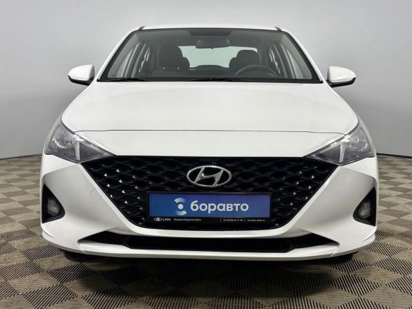 Hyundai Solaris II Рестайлинг с пробегом 2021 года, цена 1 699 000 рублей, 100087 км, седан, Автокод Объявления