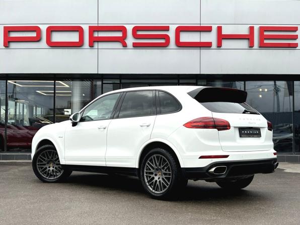 Porsche Cayenne II Рестайлинг (958) с пробегом 2016 года, цена 3 890 000 рублей, 145537 км, внедорожник, Автокод Объявления