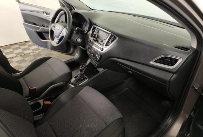 Hyundai Solaris II Рестайлинг с пробегом 2021 года, цена 1 570 000 рублей, 20000 км, седан, Автокод Объявления