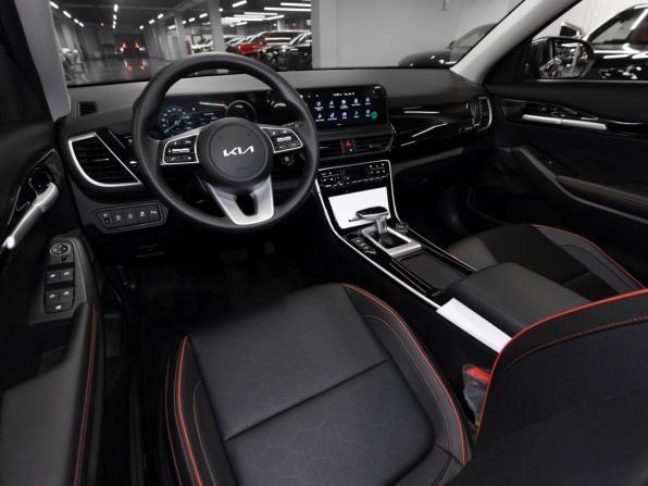 Kia Seltos I Рестайлинг с пробегом 2026 года, цена 3 100 000 рублей, 15 км, внедорожник, Автокод Объявления