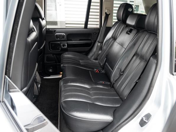 Land Rover Range Rover III Рестайлинг 2 с пробегом 2011 года, цена 1 920 000 рублей, 237195 км, внедорожник, Автокод Объявления