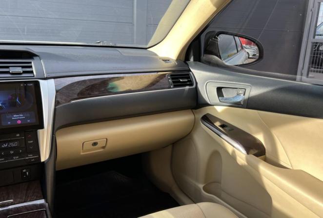 Toyota Camry VII (XV50) Рестайлинг 2 с пробегом 2018 года, цена 2 290 000 рублей, 113538 км, седан, Автокод Объявления