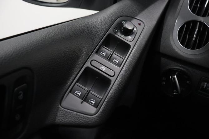 Volkswagen Tiguan I Рестайлинг с пробегом 2013 года, цена 1 301 000 рублей, 183615 км, внедорожник, Автокод Объявления