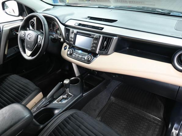 Toyota RAV4 IV (XA40) с пробегом 2014 года, цена 1 929 900 рублей, 152000 км, внедорожник, Автокод Объявления