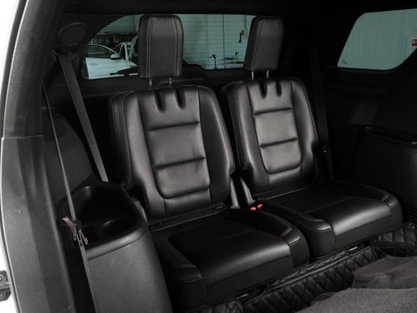 Ford Explorer V с пробегом 2015 года, цена 1 699 000 рублей, 140165 км, внедорожник, Автокод Объявления