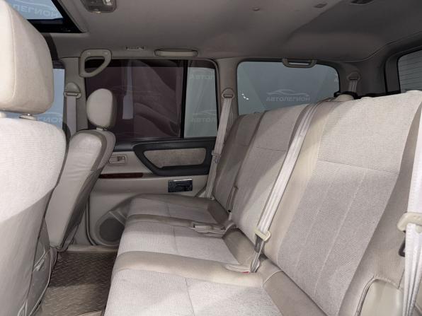 Toyota Land Cruiser 100 Series Рестайлинг 1 с пробегом 2004 года, цена 1 680 000 рублей, 323188 км, внедорожник, Автокод Объявления