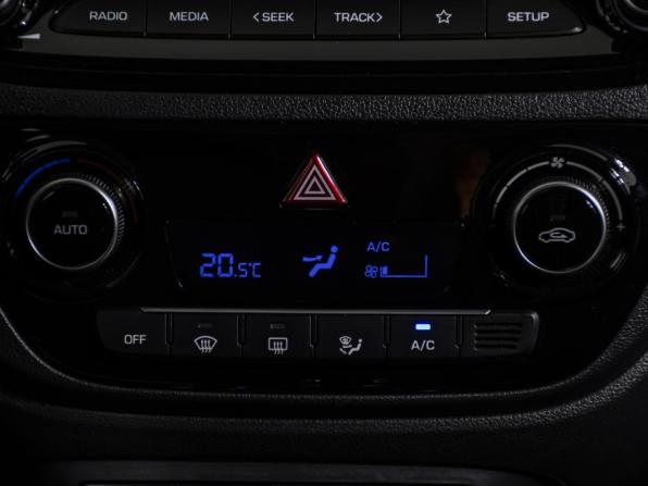 Hyundai Solaris II Рестайлинг с пробегом 2021 года, цена 1 998 000 рублей, 38366 км, седан, Автокод Объявления