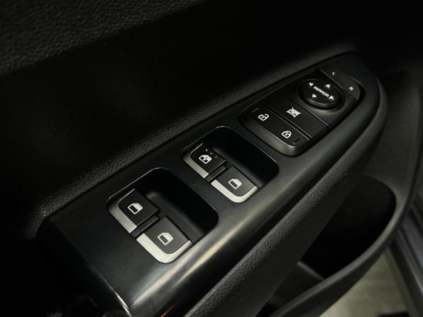 Kia Rio IV с пробегом 2019 года, цена 1 749 000 рублей, 58388 км, хэтчбек, Автокод Объявления