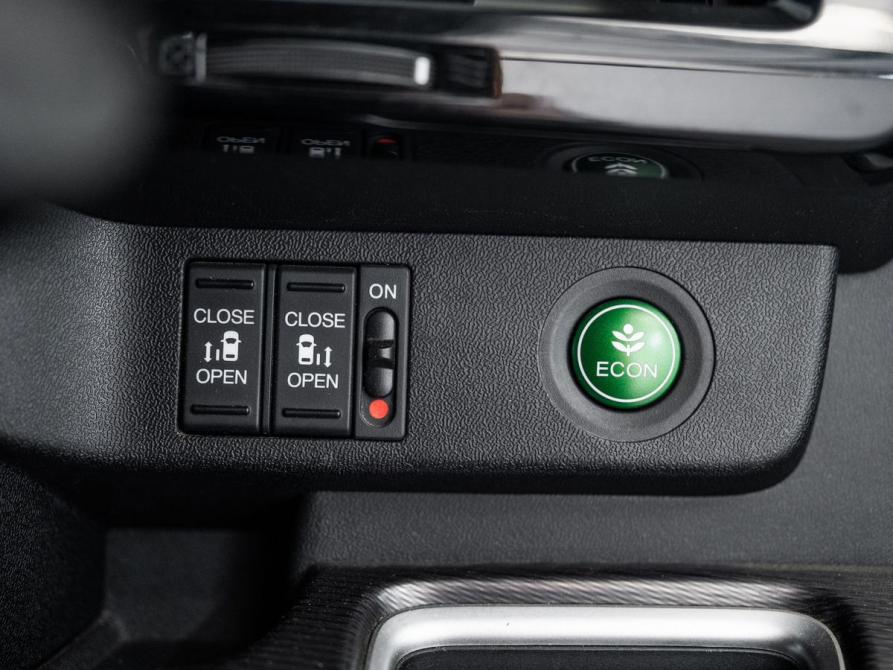 Honda Stepwgn V Рестайлинг Иркутск  - изображение 18