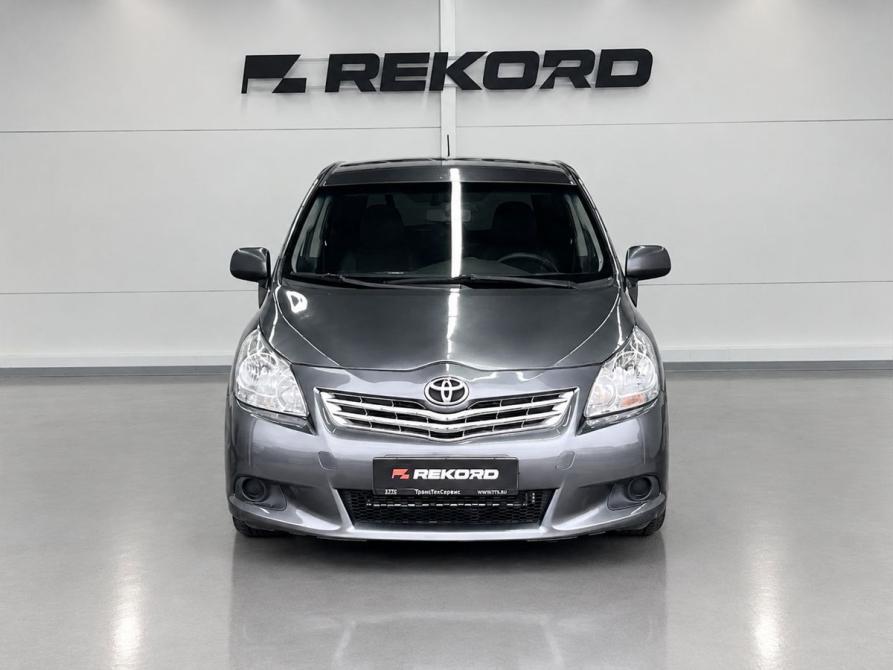 Toyota Verso I Уфа  - изображение 5