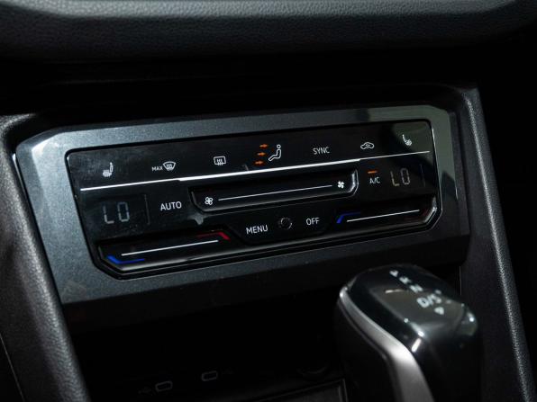Volkswagen Tiguan II Рестайлинг с пробегом 2021 года, цена 3 470 000 рублей, 95600 км, внедорожник, Автокод Объявления