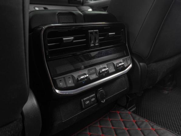 Toyota Land Cruiser 300 Series с пробегом 2021 года, цена 10 599 000 рублей, 86012 км, внедорожник, Автокод Объявления