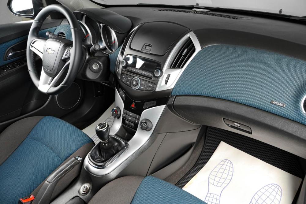 Chevrolet Cruze I Рестайлинг Тюмень  - изображение 11