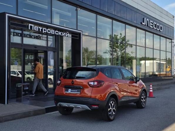 Renault Kaptur I с пробегом 2019 года, цена 1 270 000 рублей, 118948 км, внедорожник, Автокод Объявления