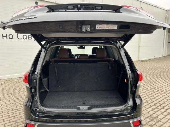 Toyota Highlander III (XU50) Рестайлинг с пробегом 2018 года, цена 3 200 000 рублей, 77000 км, внедорожник, Автокод Объявления