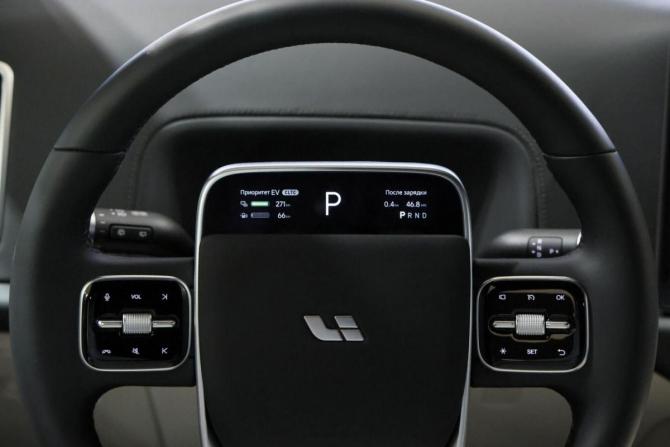 Новый Li Auto (Lixiang) L9 I Рестайлинг 2025 года, цена 12 228 695 рублей, внедорожник, Автокод Объявления