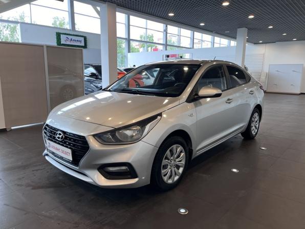 Hyundai Solaris II с пробегом 2019 года, цена 1 180 000 рублей, 214210 км, седан, Автокод Объявления