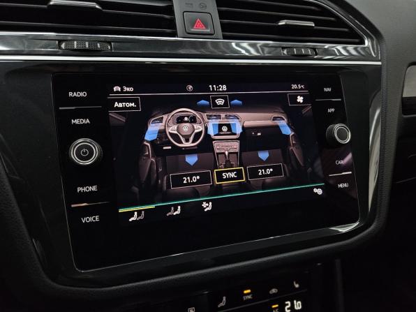 Volkswagen Tiguan II Рестайлинг с пробегом 2021 года, цена 3 540 000 рублей, 91800 км, внедорожник, Автокод Объявления