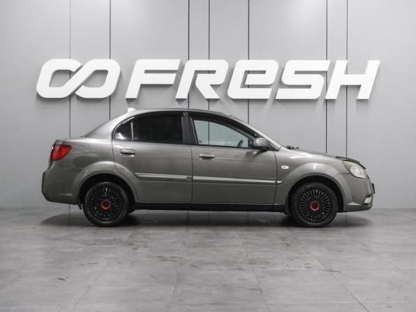Kia Rio II Рестайлинг с пробегом 2010 года, цена 543 000 рублей, 200996 км, седан, Автокод Объявления