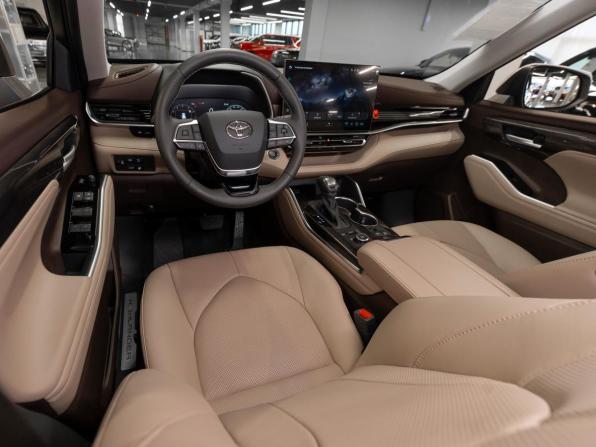 Toyota Highlander IV (XU70) с пробегом 2026 года, цена 6 000 000 рублей, 10 км, внедорожник, Автокод Объявления