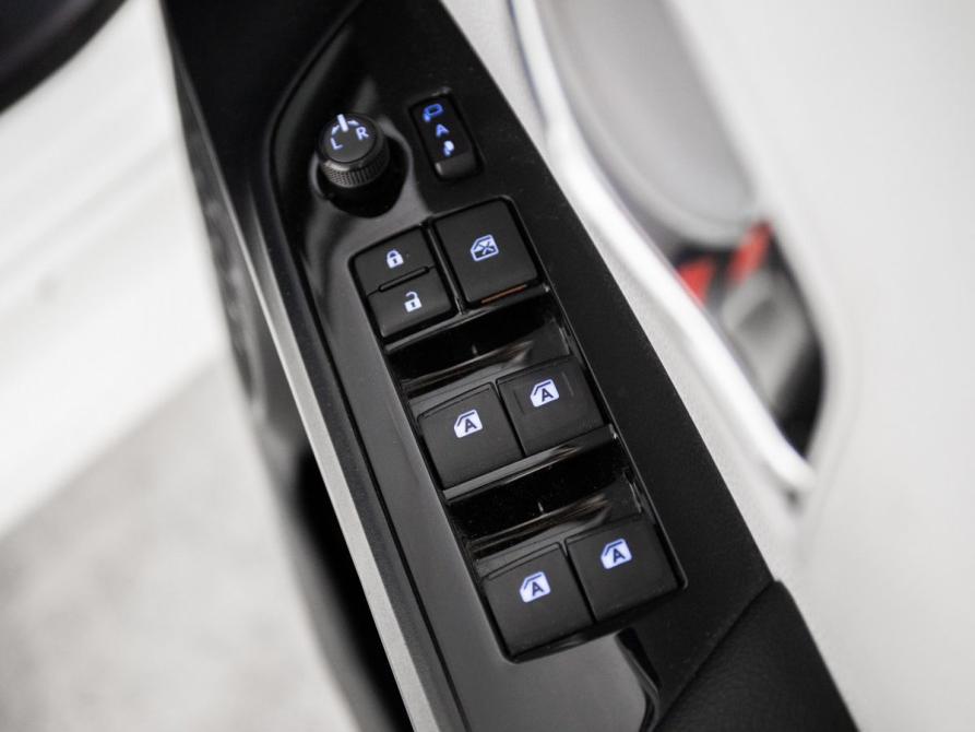 Toyota Prius IV (XW50) Иркутск  - изображение 21